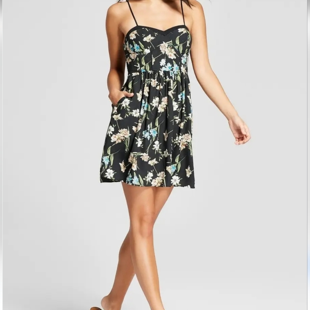 Floral summer dress M